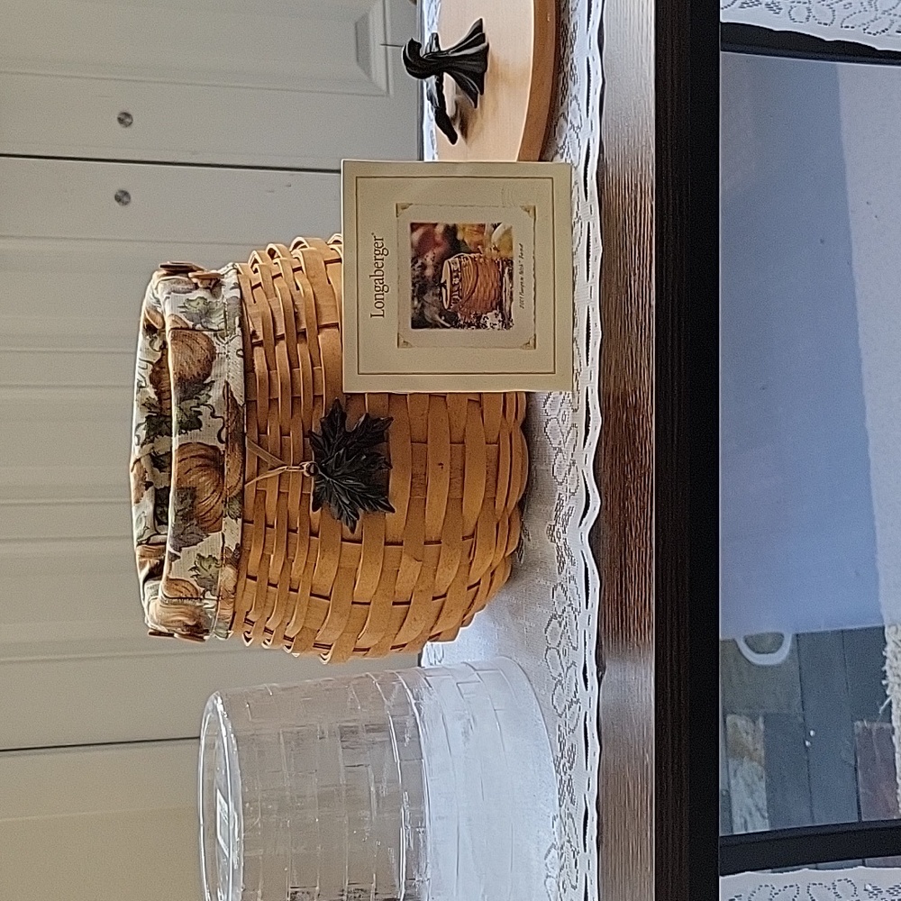Longaberger 2001 Pumpkin Patch Basket - Picture 3 of 15